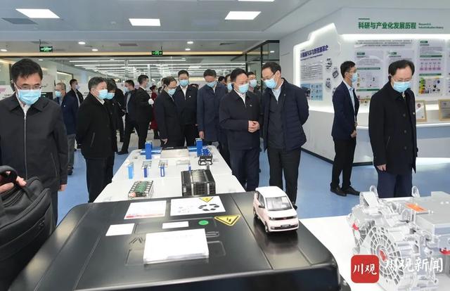 【要闻】合力推动双城经济圈建设取得更大进展！川渝党政联席会议传递这些信号
